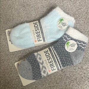 NWT 2 Pair Fireside Cozy Crew Socks - Blue and Gray